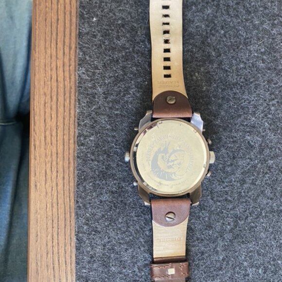 Diesel 3 Bar Watch - Picture 3 of 4
